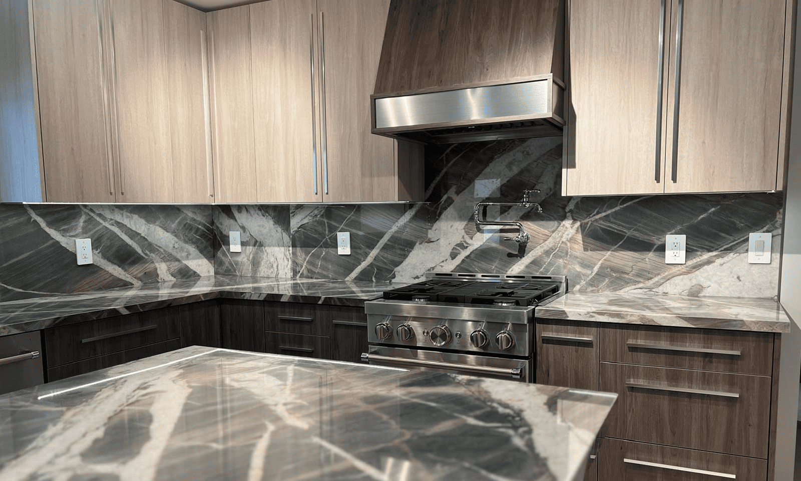Cocina moderna con countertop